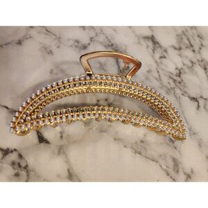 Elegant Gold Tone & Faux Pearl Hair Claw Clip